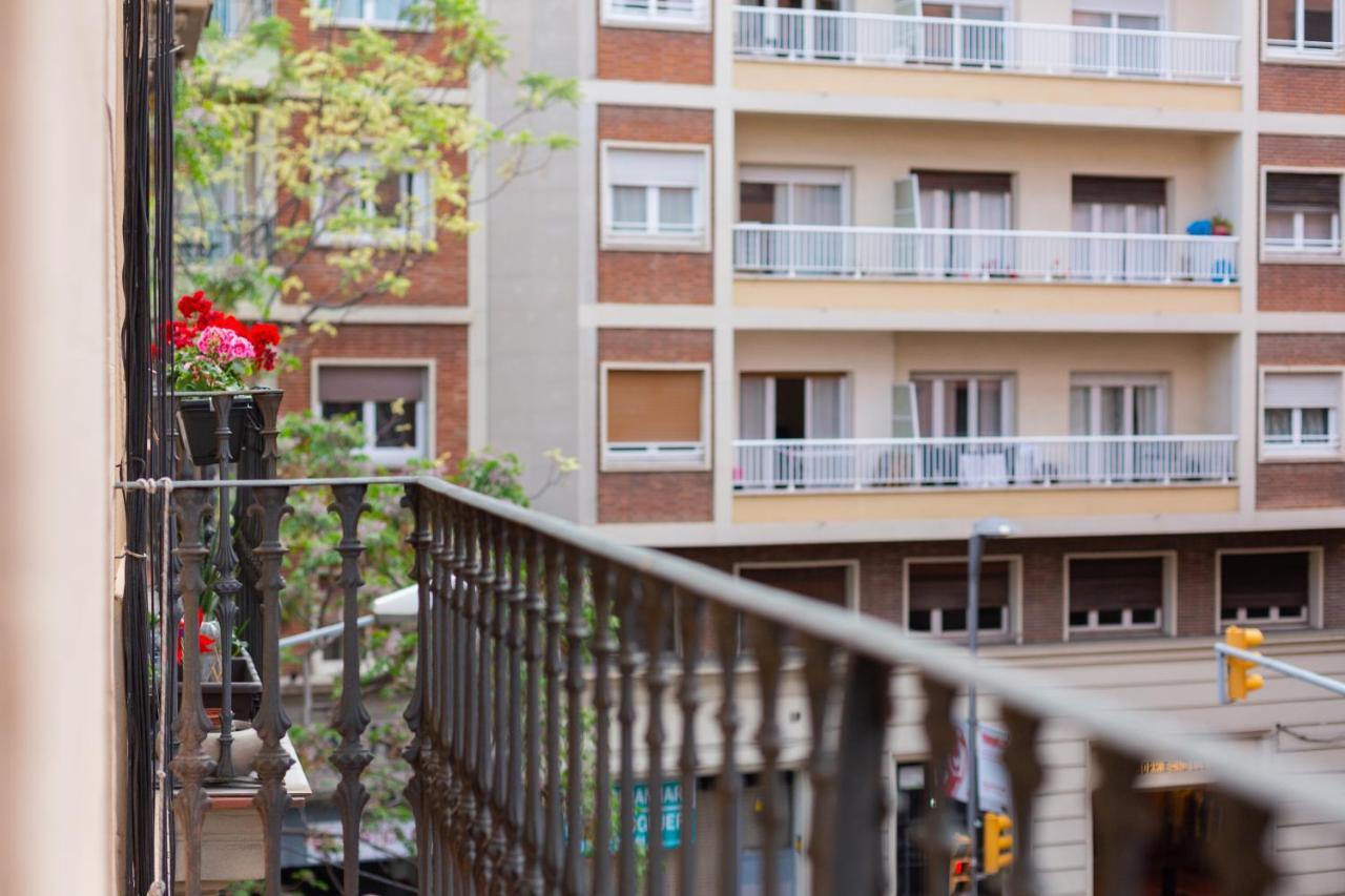 Aparteasy - Turo Park With Lovely Balcony Barcelona Exterior photo