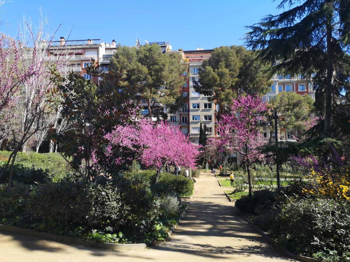 Aparteasy - Turo Park With Lovely Balcony Barcelona Exterior photo